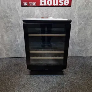 Виставка.Нова модель Винний холодильник Преміум  Miele KWT6321 2022