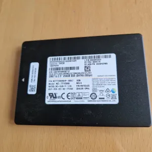 Samsung CM871A 256gb ssd диск ссд Стан гарний для ноутбука або системного блока