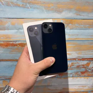 Apple iPhone 13 128Gb Midnight