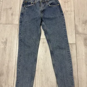 Джинси zara mom fit