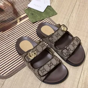 Шльопанці Gucci, Гуччі