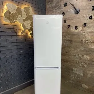 Холодильник з доставкою Indesit BIAA181, гарантія, занос