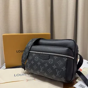 Сумка чоловіча Louis Vuitton Луі Вітон сіра чорна бананка сумочка мужская