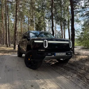 Rivian R1S Launch Edition 2023