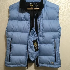 Пухова жилетка Mountain Hard Wear