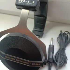 Наушники bayer dynamic dt220