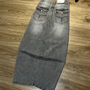 Нові Bershka джинси