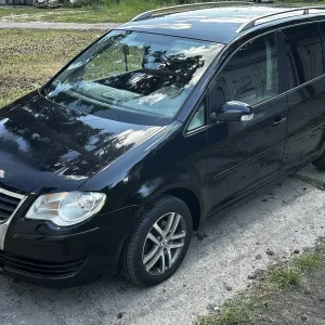 Фольксваген Тауран 2007 2.0тід в Києві не розмитнений