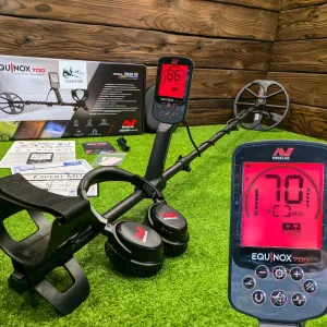 Металошукач Minelab Equinox 700