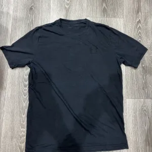 Футболка Under Armour , у чорному кольорі , в розмірі S-M