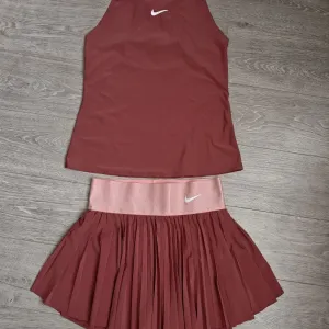 Теннисный костюм, Nike, женский, размер s.