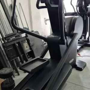 Еліптичний тренажер Technogym Artis Synchro Unity 3.0 Black