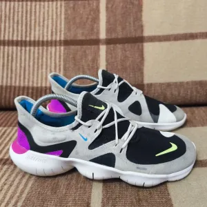 Чоловічі кросівки nike free