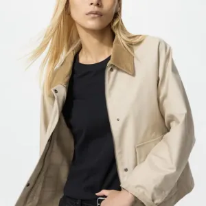 Жіноча вітрівка UNIQLO /світлий беж/