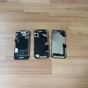 iPhone 16 на запчасти