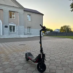 Zt3 pro 40км/год,торг умісний в межах розумного.