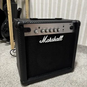 Комбік, комбопідсилювач Marshall MG15CF