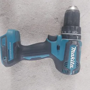 Продам шуруповерт Makita DHP485