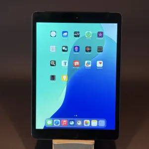 iPad 9th 64gb Wifi+LTE 10.2 2021 Space Gray з гарантією АКБ 96% є підтримка сім карти/ без обмежень