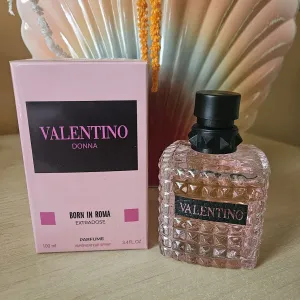 ДУХИ ПАРФУМ жіночий Valentino Donna Born In Roma 100 мл