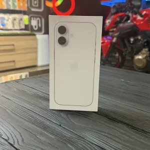 iPhone 17 256 White