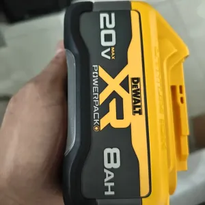 [DCB2108] DeWalt XR 18v (20v max) powerpack 8AH 2026!