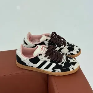 Adidas Samba Cow Print жіночі кросівки адідас самба