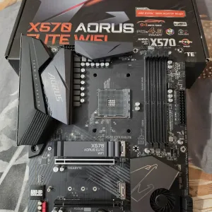 GIGABYTE X570 Aorus Elite