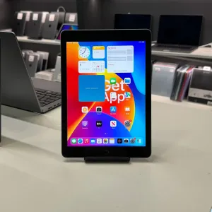 Планшет iPad 6 9.7” 32GB Wi-Fi • ГАРАНТІЯ • СТАН 9.4/10 110721
