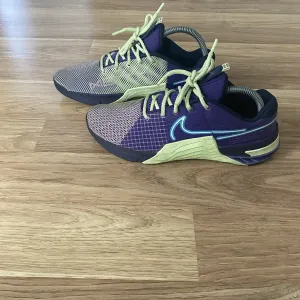 Жіночі кросівки штангетки Nike Metcon 8  Hiperlift Size 44 28см