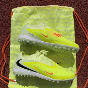 !ХІТ СЕЗОНУ! Сороконіжки Nike Phantom GX3 TF  Найк Фантом 39-44