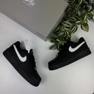 Кросівки Nike Air Force