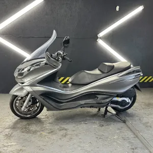 Piaggio X 10 500