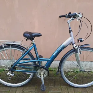 Велосипед дамський ,Raleigh на 28"колесах з Німеччини