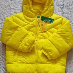 Дитяча куртка united colours of Benetton 5 - 6 років 116 см