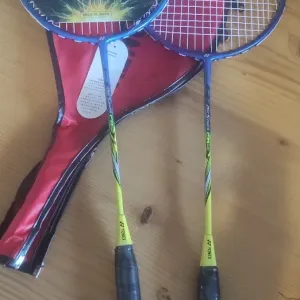 , Ракетки для бадмінтону YONEX  2 шт в чехлі