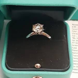 GIA 1.01 ct H / VS 2, Excellent натуральный бриллиант, золотое кольцо.