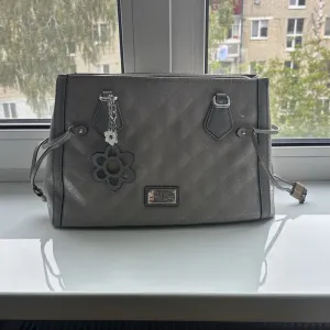 Guess сумка оригінал