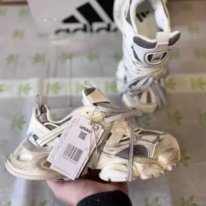 Кроссовки Adidas Vento XLG Runner Deluxe Sail Grey/Core White/Off White/Кросівки Жіночі Адідас Венто Dirty / Silver