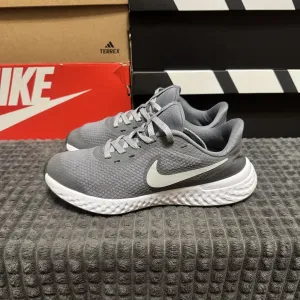 Кросівки Nike Revolution 5 36,5(23,5см) оригінал
