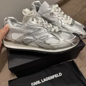 Кросівки Karl Lagerfeld Velocette срібні