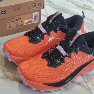 Оригінал 100% жіночі кросівки asics trabuco 13 eur 40.5