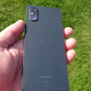Компактный флагман Sony Xperia 5 v mark5 8/128гб