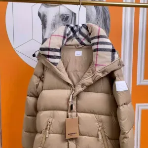 Пуховик крутої якості !