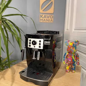 Кофемашина Delonghi Magnifica S б/у