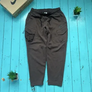 Спортивные штаны Nike Tech Fleece Cargo, размер L, брюки Nike Tech, карго штаны Nike