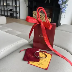 Cartier браслет в пакувані подарунковому