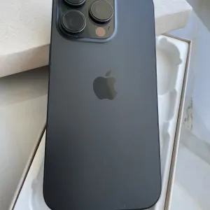 НОВИЙ Open box Apple iPhone 16 Pro Black 512 Gb Never Lock