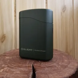 Ліхтар ручний Olight Baton 4 Premium Green