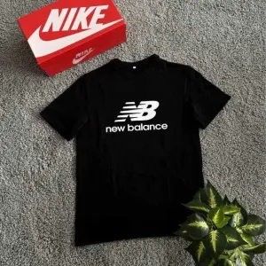 Футболка New Balance / Базова чорна футболка Нью Беланс / Нб Nb
